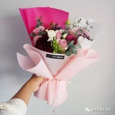 情人詞語大全集形容詞_情人詞句50字_情人節詞語句子