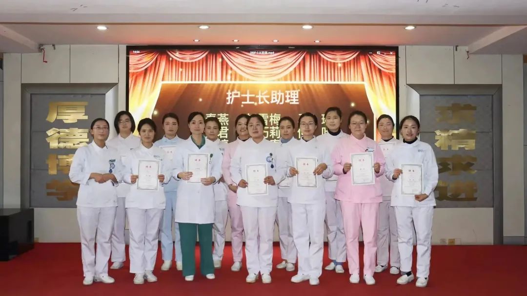 年度護(hù)理工作總結(jié)_年度護(hù)理總結(jié)工作計(jì)劃范文_年度護(hù)理工作總結(jié)范文