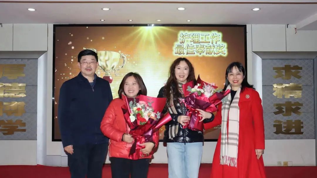 年度護(hù)理工作總結(jié)_年度護(hù)理工作總結(jié)范文_年度護(hù)理總結(jié)工作計(jì)劃范文