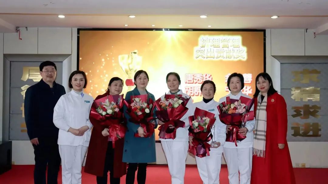 年度護(hù)理工作總結(jié)_年度護(hù)理總結(jié)工作計(jì)劃范文_年度護(hù)理工作總結(jié)范文