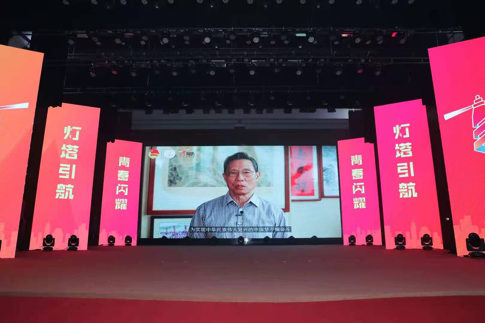 團(tuán)支部學(xué)年工作總結(jié)大學(xué)_大學(xué)生團(tuán)支部年度工作總結(jié)_支部年度團(tuán)總結(jié)大學(xué)生工作方案