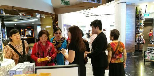 老年旅行團(tuán)每次行程不過(guò)幾百元，旅行社是如