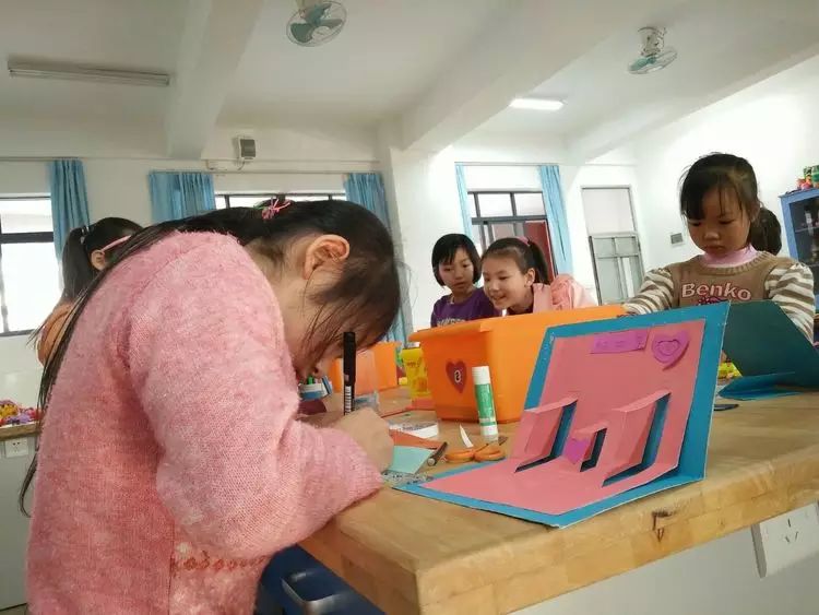 立體三八婦女節賀卡_立體賀卡婦女節制作圖片_立體賀卡婦女節制作特別好看